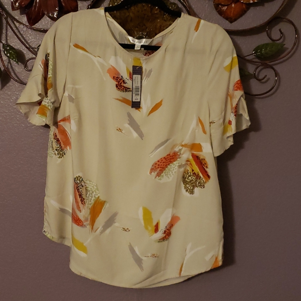 Short sleeve blouse